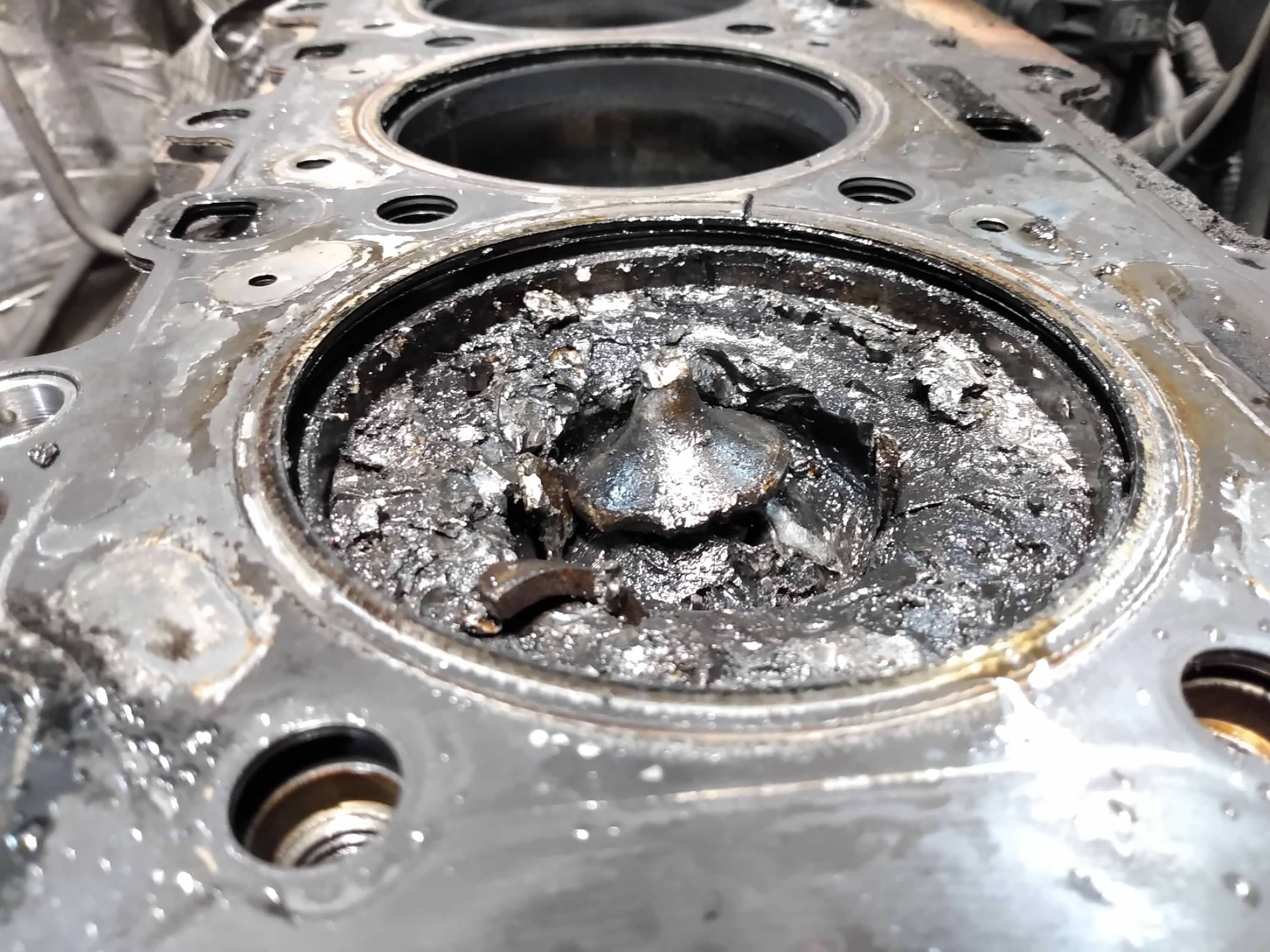 LOST JEEPS • View topic Lost power, stopped running, fuel in oil pan