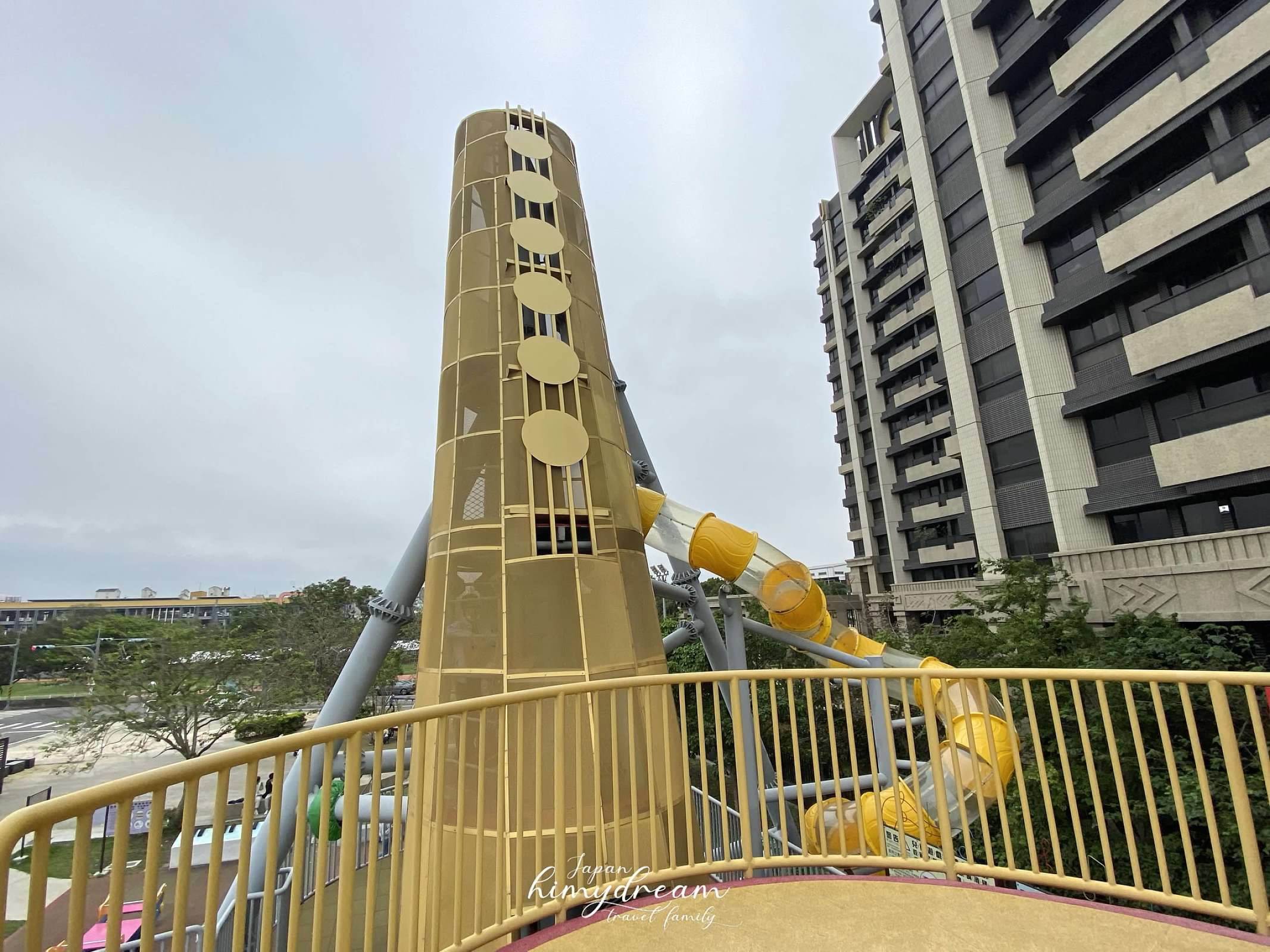 頭份音樂公園溜滑梯