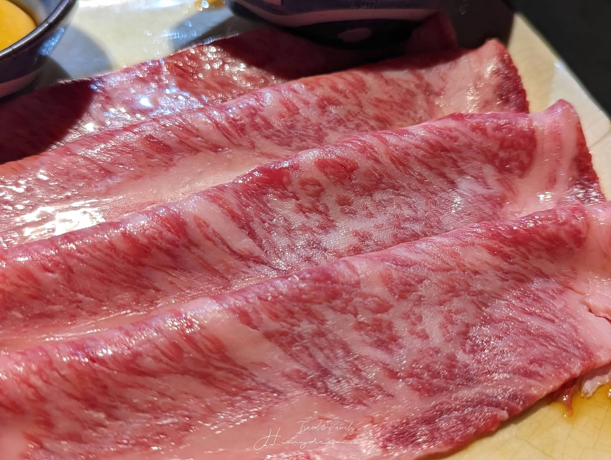 上走走日式無菜單燒肉專門店-千元超值和牛料理- 置身在水族館內的燒肉店- 新竹人氣餐廳 -金箔冰淇淋-生牛肉海膽手卷-和牛握壽司-新竹生日聚餐推薦-新竹大餐推薦-新竹氣氛餐廳-新竹人氣燒肉-新竹燒肉-新竹無菜單-新竹日料-新竹海鮮推薦-新竹吃和牛 新竹Ａ5和牛-和牛吃到飽-新竹和牛店-和牛無菜單-新竹必吃燒肉 