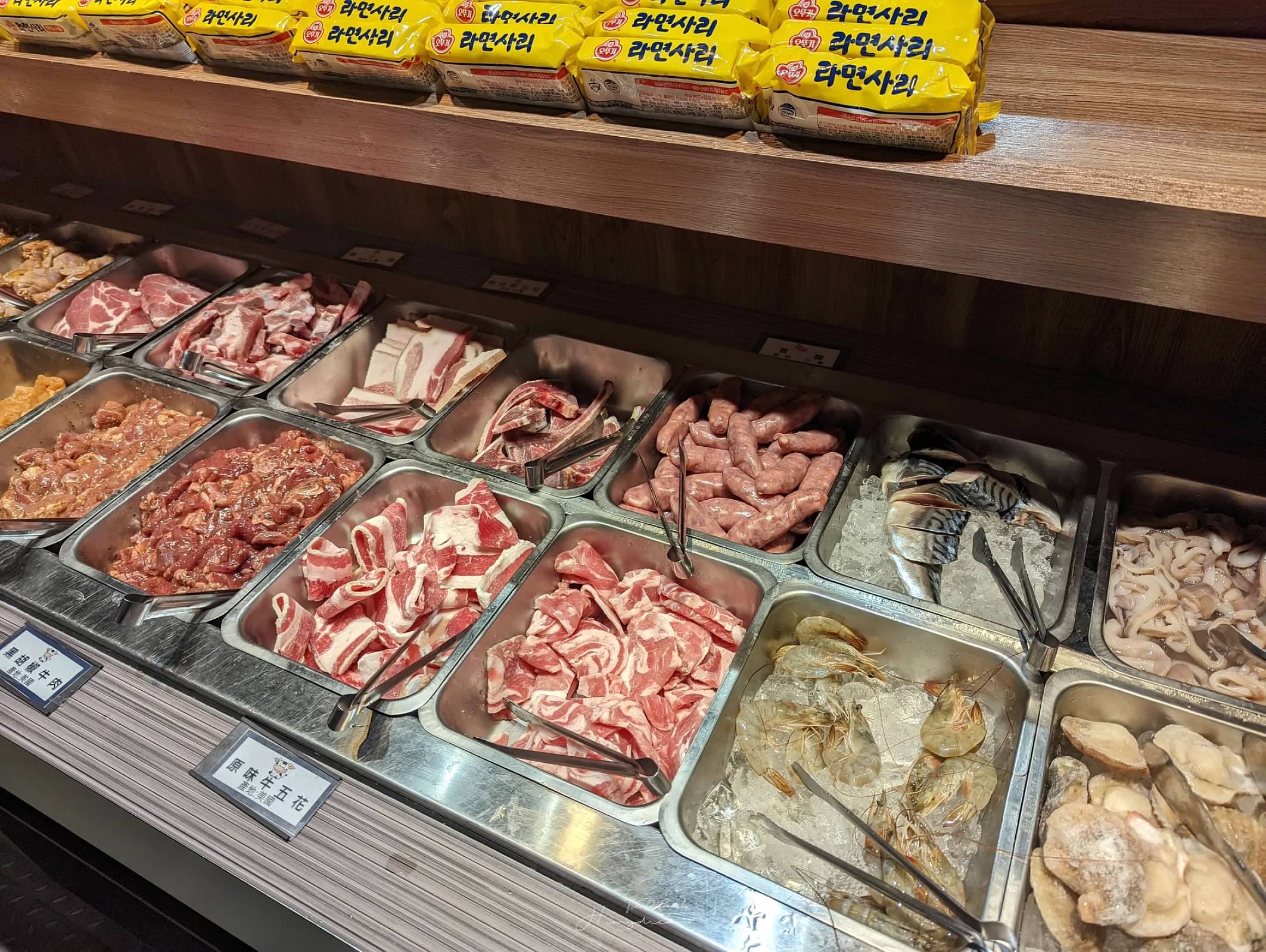 “豬對有韓式烤肉吃到飽