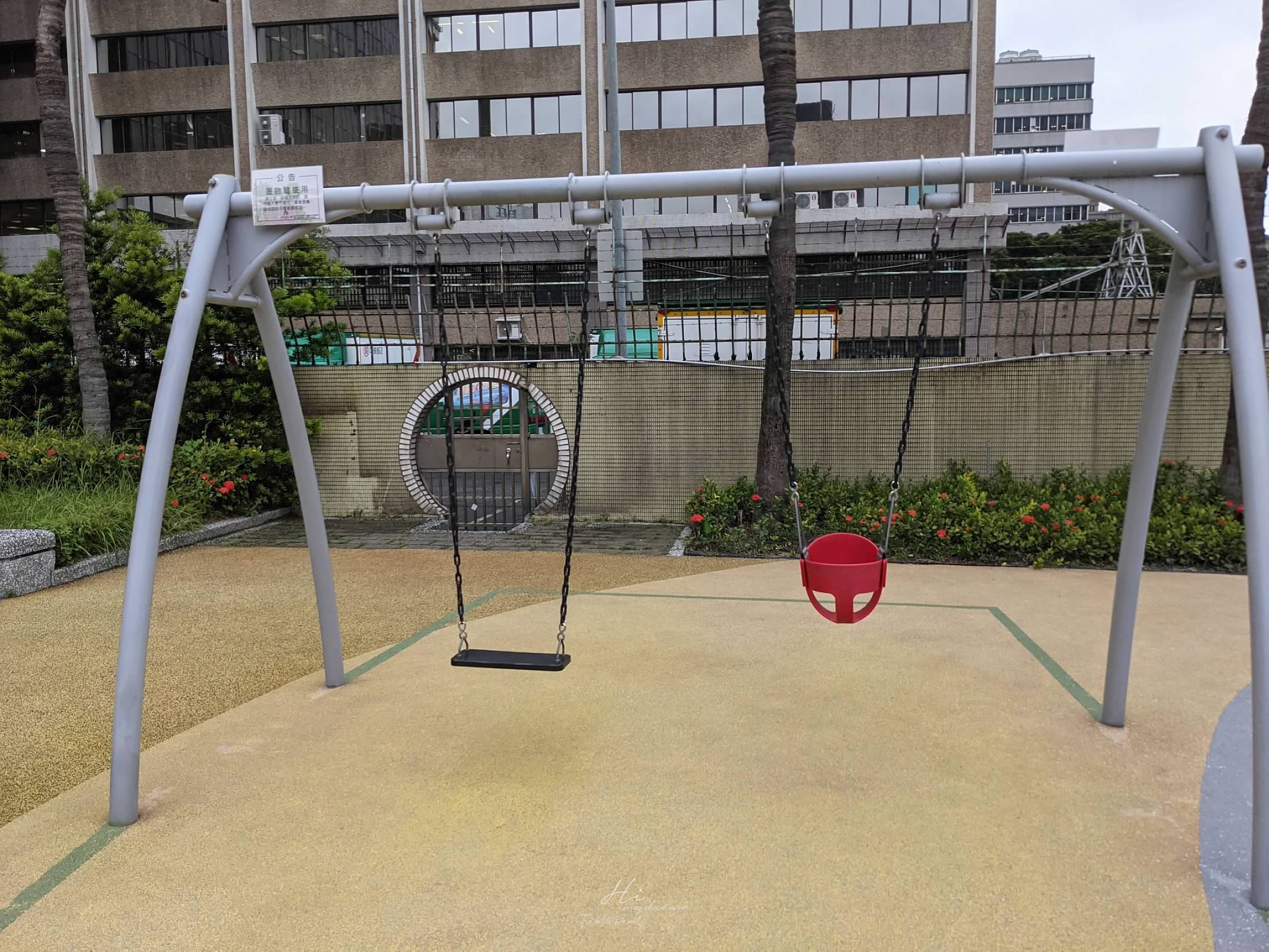 金杭公園特色遊戲場 -榕錦時光生活園區-東門站親子景點-親子免費玩沙- 沙坑溜滑梯-台北特色公園 -榕錦時光生活園區周邊景點-台北免費景點-親子沙坑-免費玩沙-金山公園特色遊戲場 -九州鬆餅瓦芙-台北刑務所官舍-臺北監獄-古蹟圍牆遺跡-榕錦時光生活園區-免費親子景點-榕錦時光-免費玩沙景點-台北公園推薦
