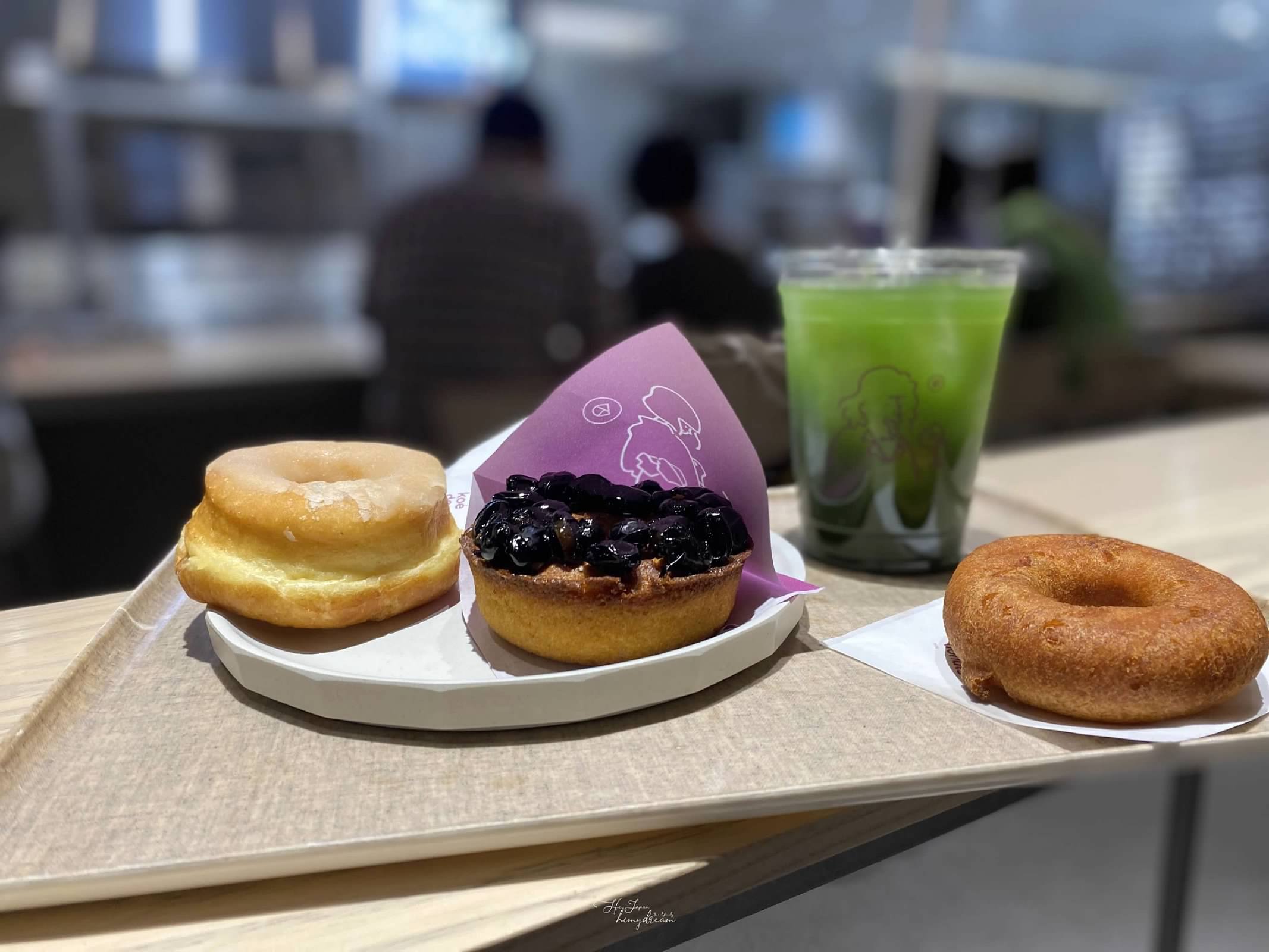 koé donuts- 河源町下午茶- 京都必吃甜點-donuts- 時尚設計感下午茶店-抹茶拿鐵-糖霜甜甜圈-京都咖啡店推薦-京都咖啡-京都抹茶店-京都甜點