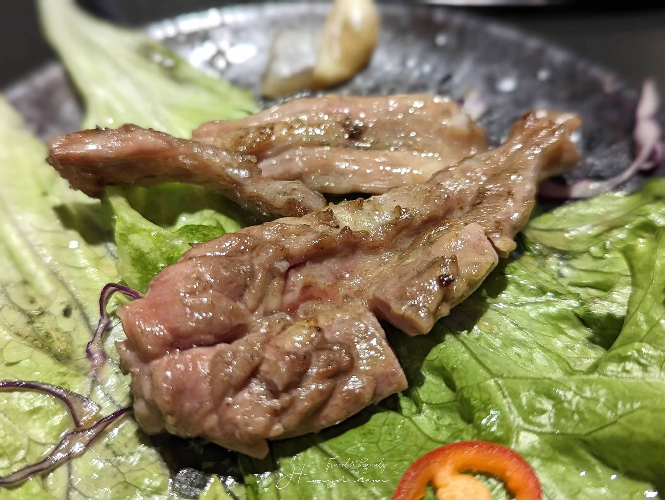 上走走日式無菜單燒肉專門店-千元超值和牛料理- 置身在水族館內的燒肉店- 新竹人氣餐廳 -金箔冰淇淋-生牛肉海膽手卷-和牛握壽司-新竹生日聚餐推薦-新竹大餐推薦-新竹氣氛餐廳-新竹人氣燒肉-新竹燒肉-新竹無菜單-新竹日料-新竹海鮮推薦-新竹吃和牛 新竹Ａ5和牛-和牛吃到飽-新竹和牛店-和牛無菜單-新竹必吃燒肉 