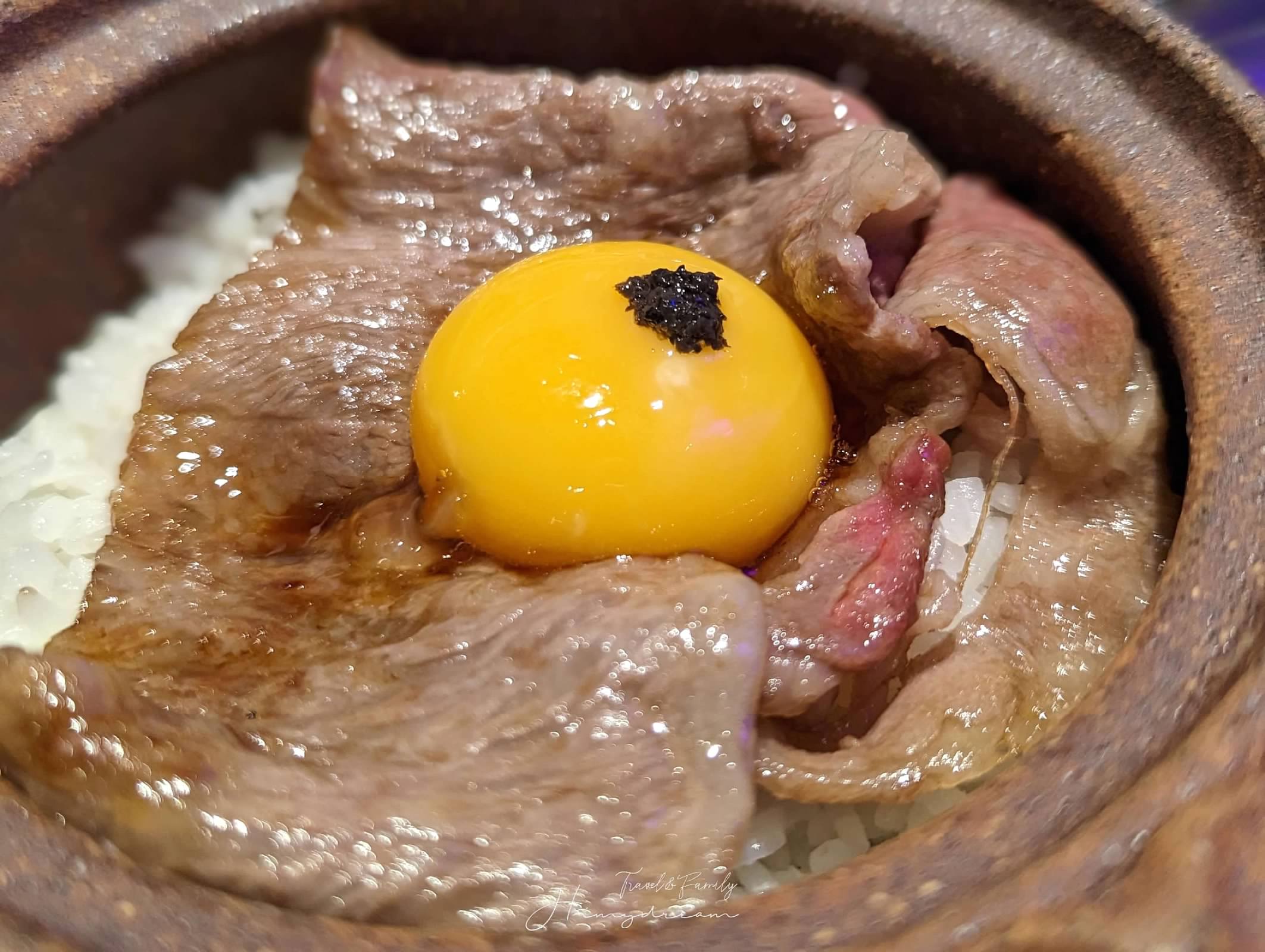 上走走日式無菜單燒肉專門店-千元超值和牛料理- 置身在水族館內的燒肉店- 新竹人氣餐廳 -金箔冰淇淋-生牛肉海膽手卷-和牛握壽司-新竹生日聚餐推薦-新竹大餐推薦-新竹氣氛餐廳-新竹人氣燒肉-新竹燒肉-新竹無菜單-新竹日料-新竹海鮮推薦-新竹吃和牛 新竹Ａ5和牛-和牛吃到飽-新竹和牛店-和牛無菜單-新竹必吃燒肉 