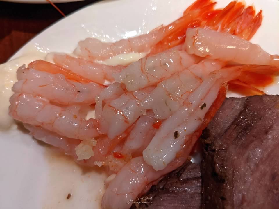 泰市場- 泰式料理海鮮吃到飽 -泰市場誠品信義美食 -台北吃到飽泰市場-泰市場泰奶螃蟹-泰市場酸辣湯-泰市場干貝-泰市場生蝦超推-信義區吃到飽-信義區泰式料理推薦-泰式料理推薦