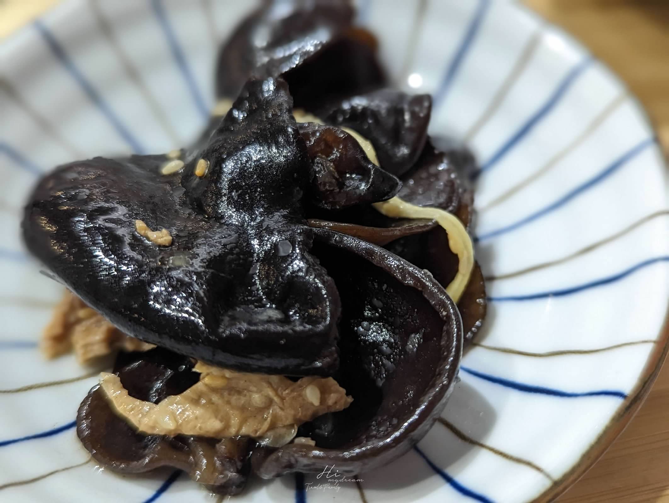 私嚐の吃飯-中壢咖喱豬排飯/中壢好停車餐廳-錢櫃附近平價餐廳-中壢錢櫃中餐推薦-中壢市區美食-丼飯烏龍麵炸物奶茶中壢柚子茶中壢寵物餐廳-中壢狗狗餐點-中壢聚餐推薦-桃園狗狗餐廳-可以帶狗狗