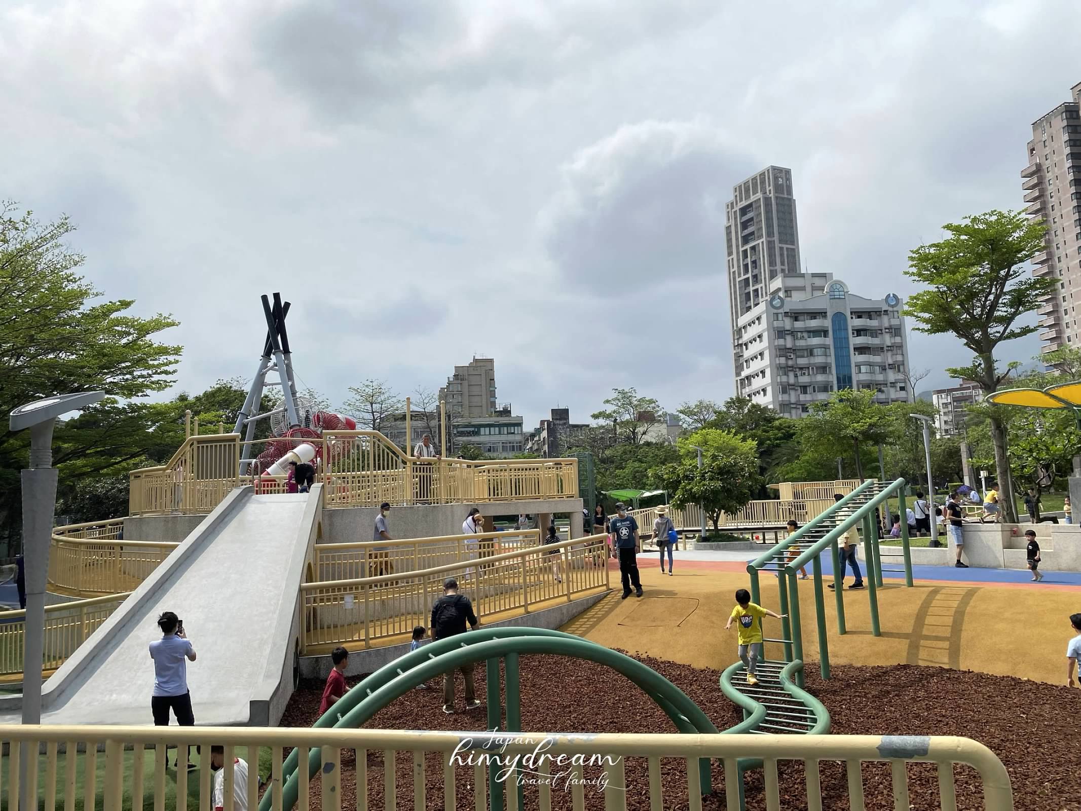 天母夢想樂園玩沙區 
