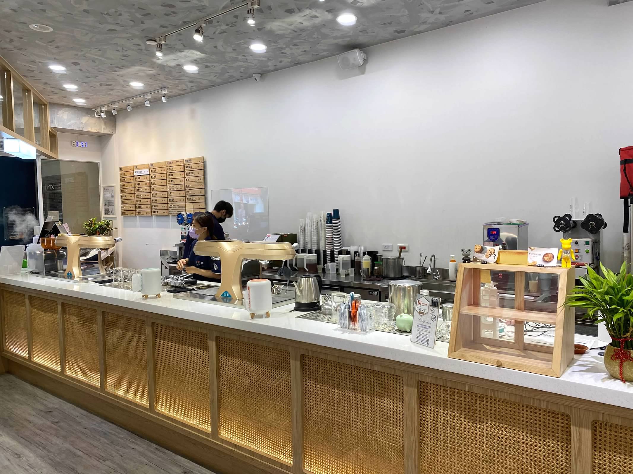 山焙飲料店-不限時飲飲料-必喝珍珠奶茶-金萱二七-墨赤奶茶-SUNBAY桃園成功店-桃園手搖飲料推薦-SUNBAY桃園成功店-桃園手搖飲料推薦