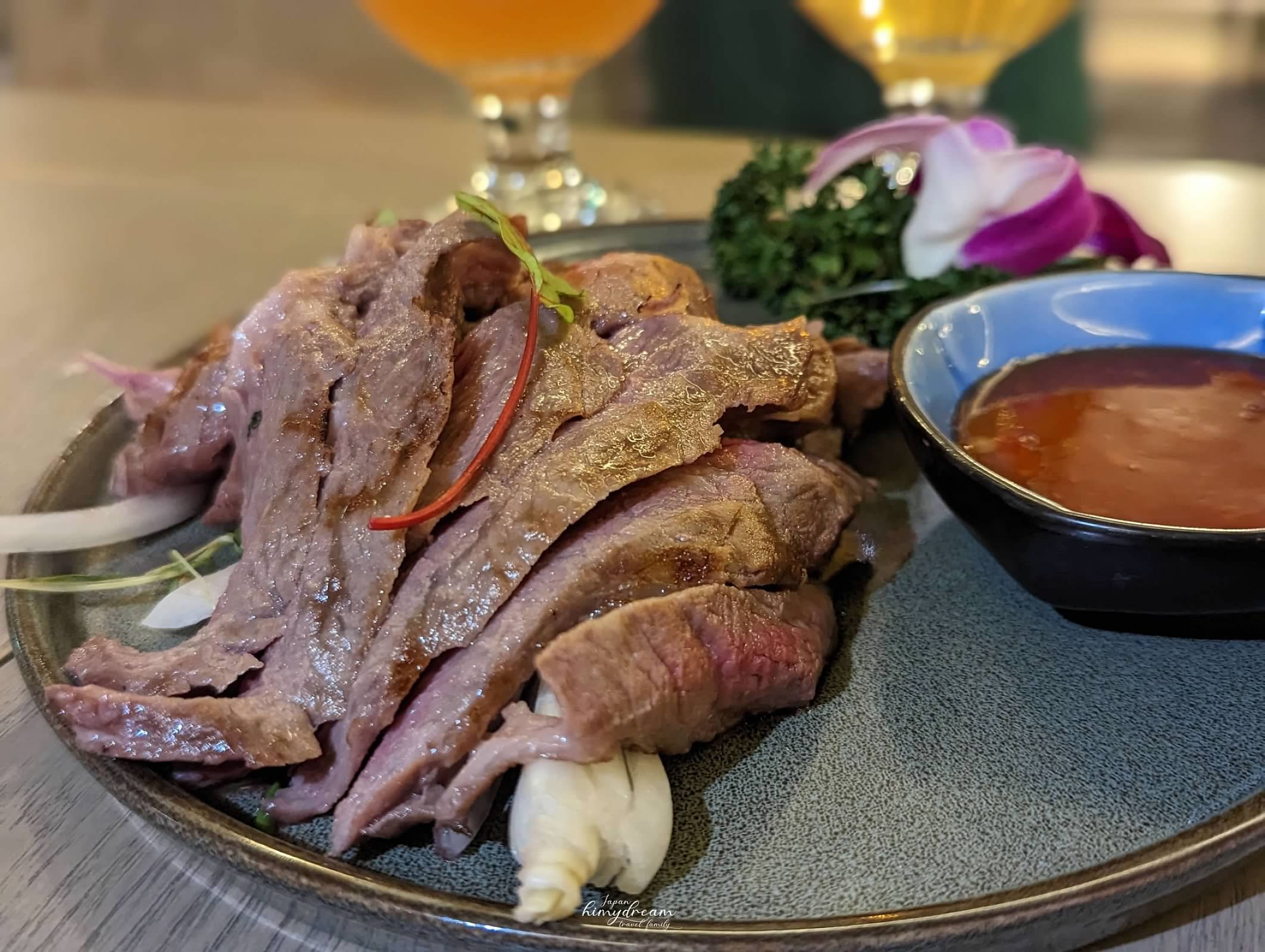 市政府美食 -市政府餐酒館 #市府美食-市府喝酒-市政府泰式料理 #汰汰熱情酒場 #北市喝酒推薦 #東區喝酒 #市政府喝啤酒-泰式料理推薦- 泰式熱炒店- 聚餐推薦-適合帶孩子吃飯 -汰汰熱情酒場 (巿府店) -thaifoodtaipei -thaifood -beer-APA美式淡艾爾啤酒