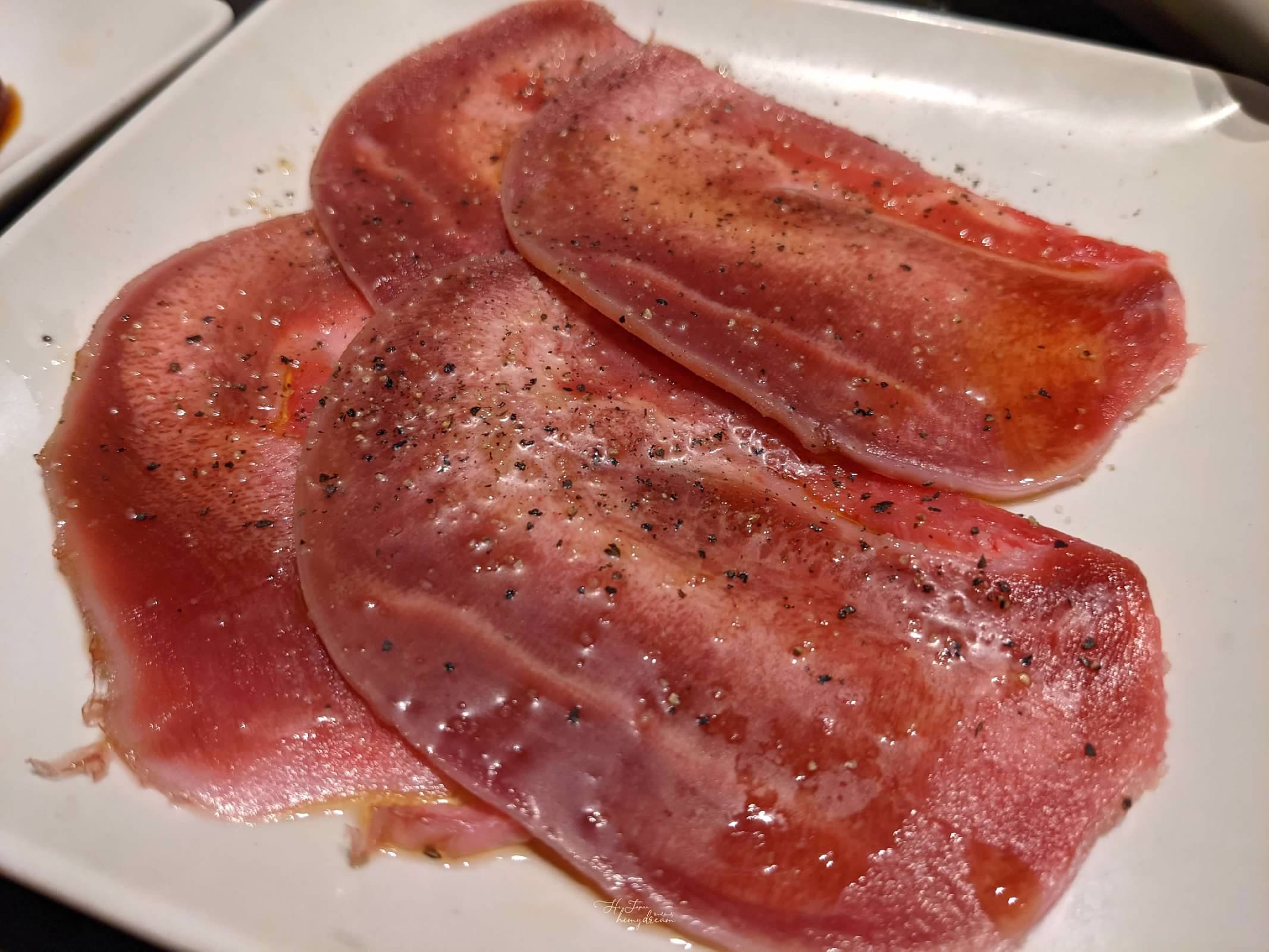 あぶりや 炙屋燒肉-四条河原町吃牛舌-京都燒肉吃到飽- 甜點超好吃- 生菜沙拉-牛排-親子燒肉-京都吃到飽燒肉-京都牛舌推薦-京都吃到飽-京都甜點吃到飽-京都甜點推薦-京都烤肉推薦-京都國產牛推薦-京都居酒屋喝酒 