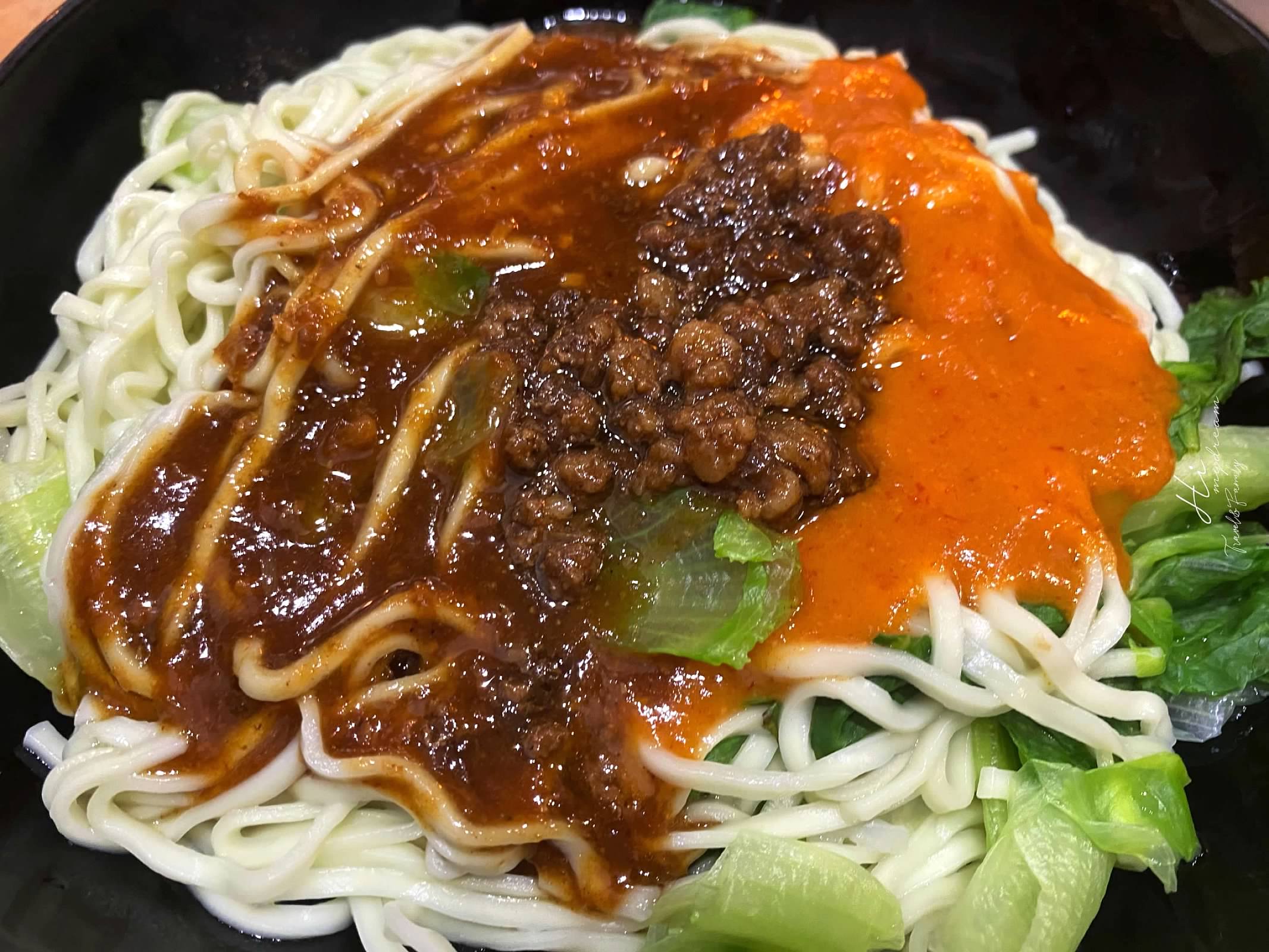 一私麵宅紅油炒手
