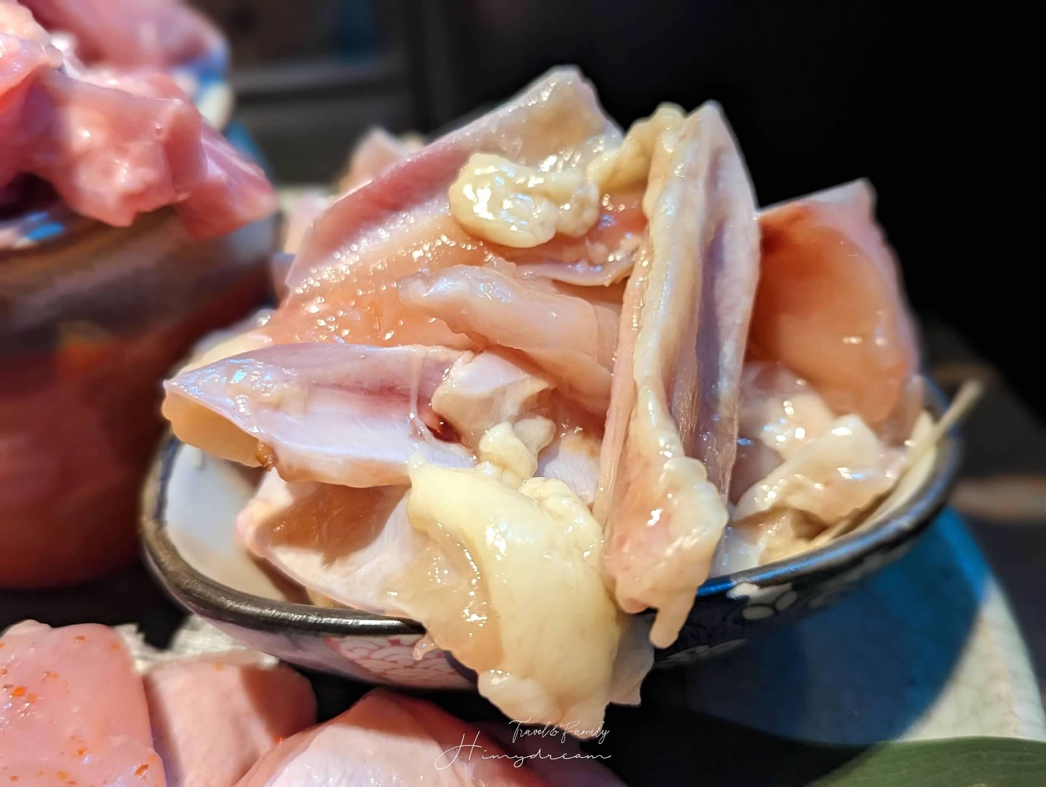 上走走日式無菜單燒肉專門店-千元超值和牛料理- 置身在水族館內的燒肉店- 新竹人氣餐廳 -金箔冰淇淋-生牛肉海膽手卷-和牛握壽司-新竹生日聚餐推薦-新竹大餐推薦-新竹氣氛餐廳-新竹人氣燒肉-新竹燒肉-新竹無菜單-新竹日料-新竹海鮮推薦-新竹吃和牛 新竹Ａ5和牛-和牛吃到飽-新竹和牛店-和牛無菜單-新竹必吃燒肉 