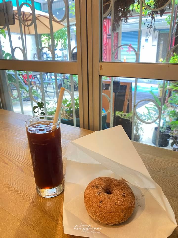東京甜甜圈 