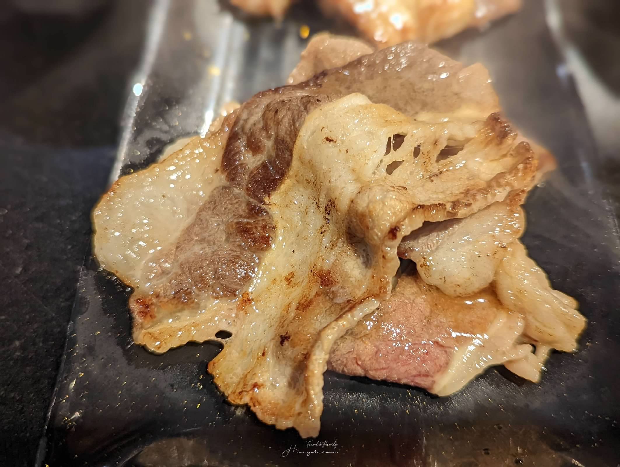 “豬對有韓式烤肉吃到飽
