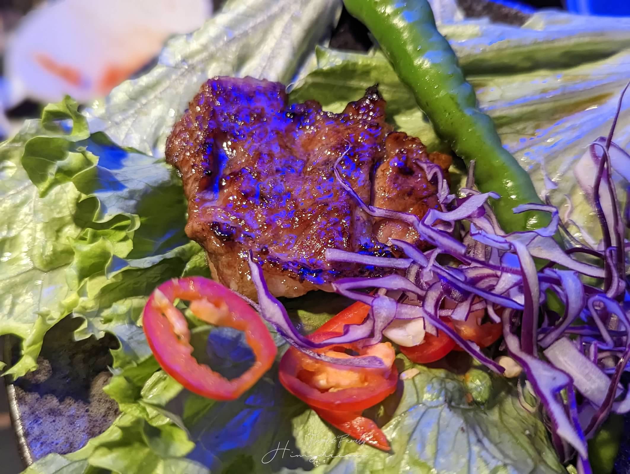 上走走日式無菜單燒肉專門店-千元超值和牛料理- 置身在水族館內的燒肉店- 新竹人氣餐廳 -金箔冰淇淋-生牛肉海膽手卷-和牛握壽司-新竹生日聚餐推薦-新竹大餐推薦-新竹氣氛餐廳-新竹人氣燒肉-新竹燒肉-新竹無菜單-新竹日料-新竹海鮮推薦-新竹吃和牛 新竹Ａ5和牛-和牛吃到飽-新竹和牛店-和牛無菜單-新竹必吃燒肉 
