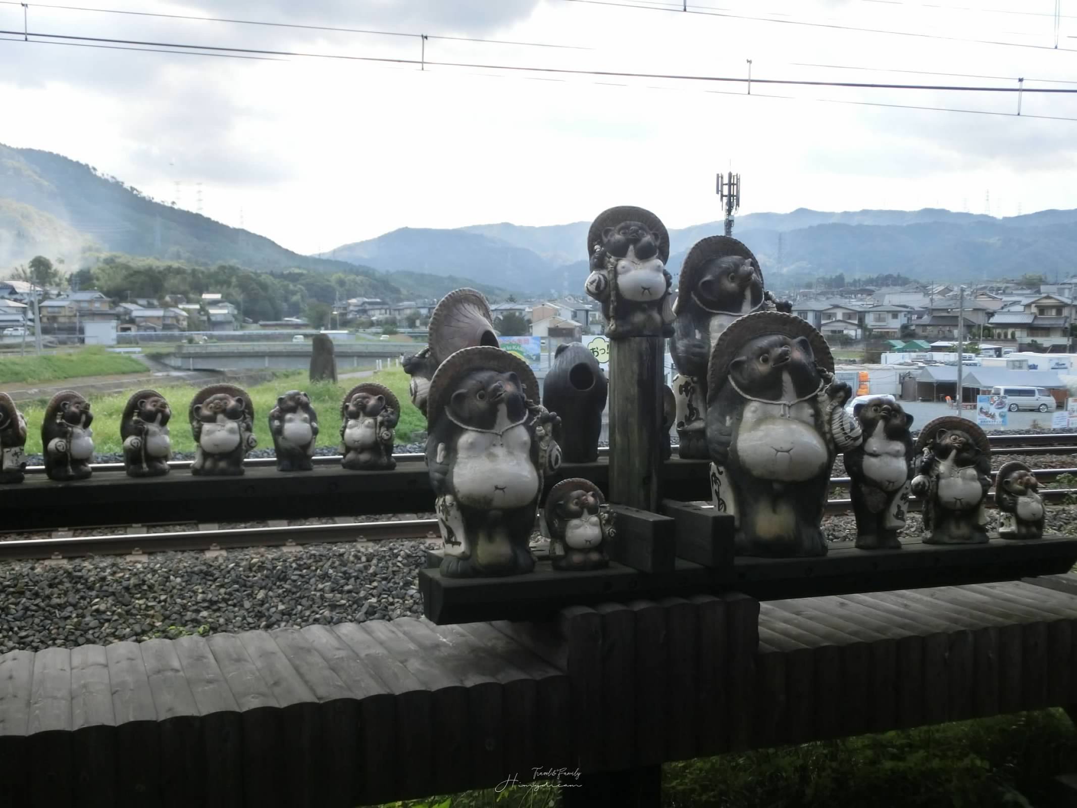 嵯峨野嵐山小火車-如何前往交通教學-保津川遊船-嵯峨野トロッコ列車-親子行程-龜岡站-嵐山保津川遊船漂流-JR嵯峨野線-嵐山小火車嵐山站-山陰本線-嵯峨野トロッコ列車票價-嬰兒免費行程-小孩免費行程
