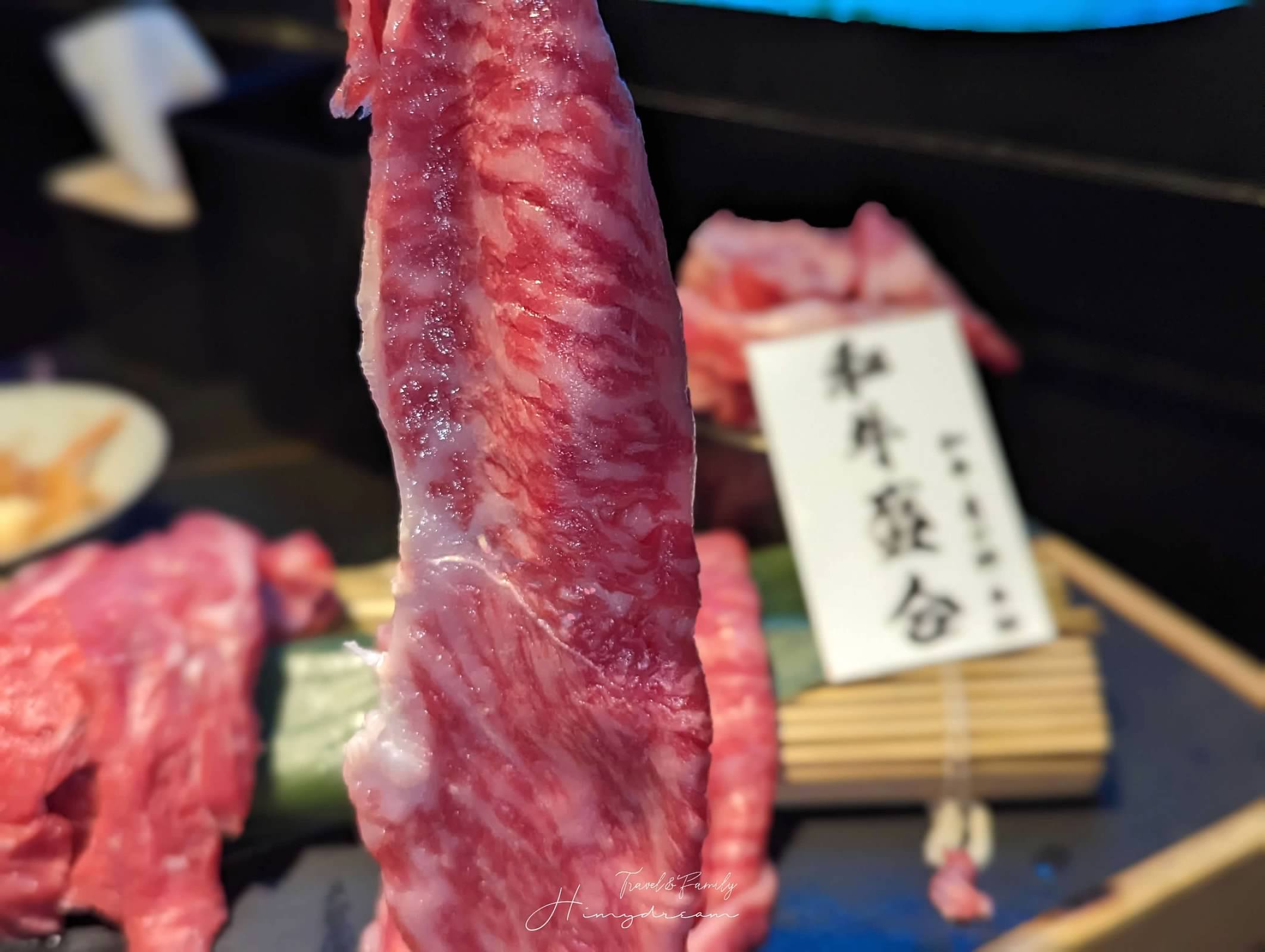 上走走日式無菜單燒肉專門店-千元超值和牛料理- 置身在水族館內的燒肉店- 新竹人氣餐廳 -金箔冰淇淋-生牛肉海膽手卷-和牛握壽司-新竹生日聚餐推薦-新竹大餐推薦-新竹氣氛餐廳-新竹人氣燒肉-新竹燒肉-新竹無菜單-新竹日料-新竹海鮮推薦-新竹吃和牛 新竹Ａ5和牛-和牛吃到飽-新竹和牛店-和牛無菜單-新竹必吃燒肉 