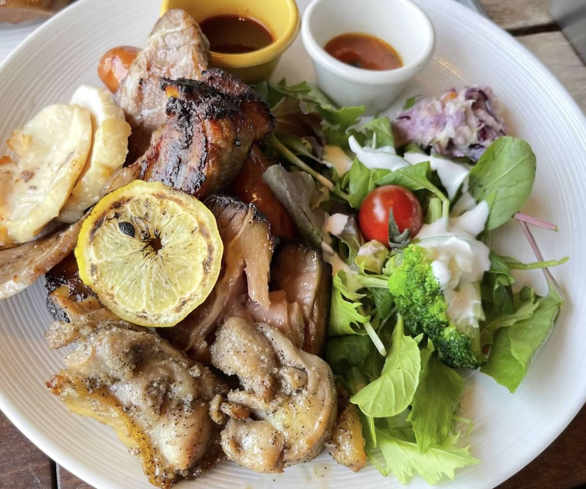 大阪城週邊美食- goodspoon- 大阪城公園でBBQ-烤肉餐廳啤酒喝到飽-可以看到大阪城-大阪城聚餐推薦-大阪城餐廳推薦-大阪城啤酒喝到飽-大阪城美食-大阪城約會餐廳-大阪城烤肉店-