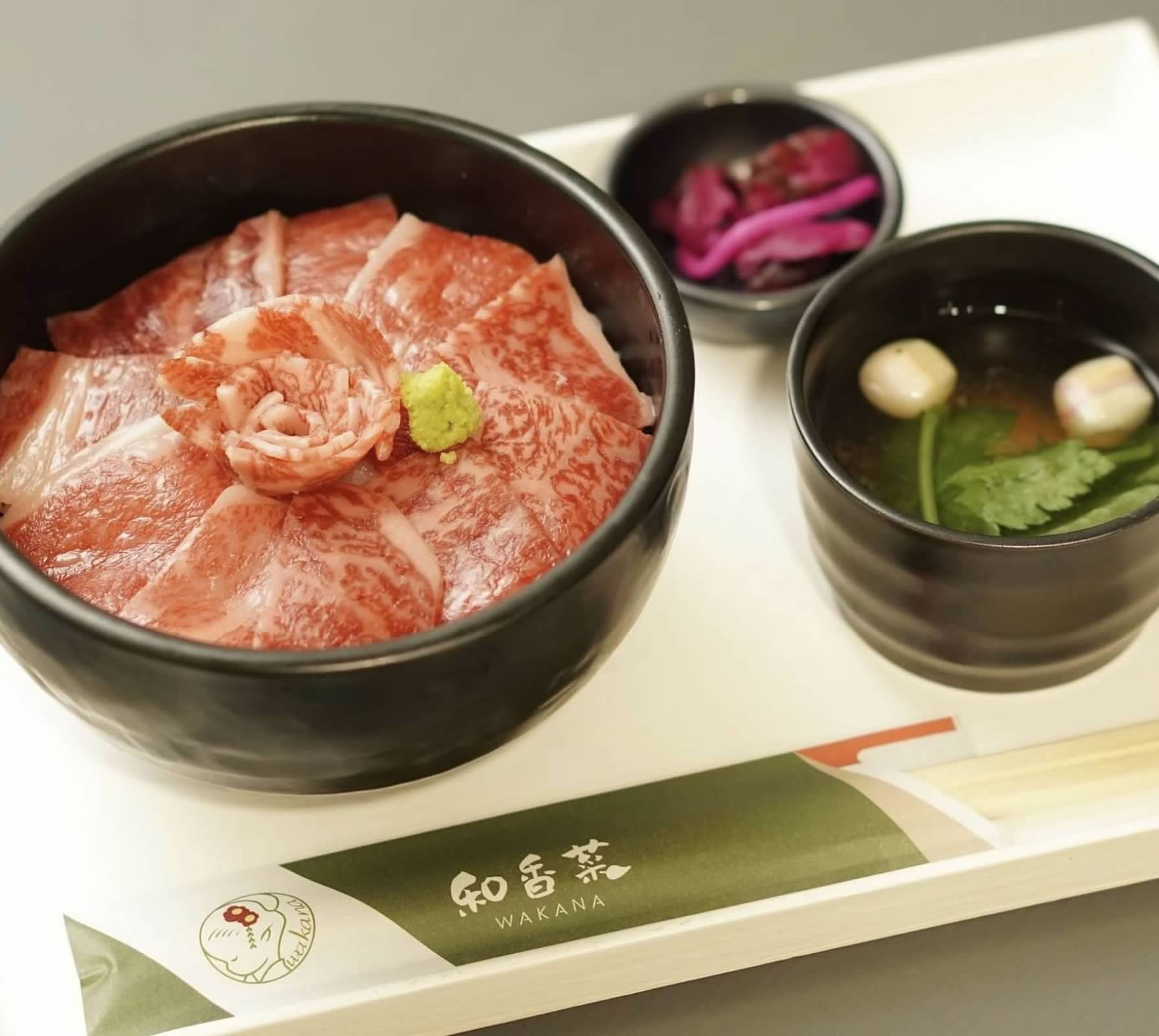 茶寮和香菜-京都咖啡店- 高台寺美食口袋名單必收藏-お団子とかき氷-抹茶拿鐵-日本烤糰子-ほうじ茶-京都お団子-茶寮-京都茶寮-京都咖啡-京都烤糰子-京都口袋名單咖啡店-京都必喝抹茶拿鐵