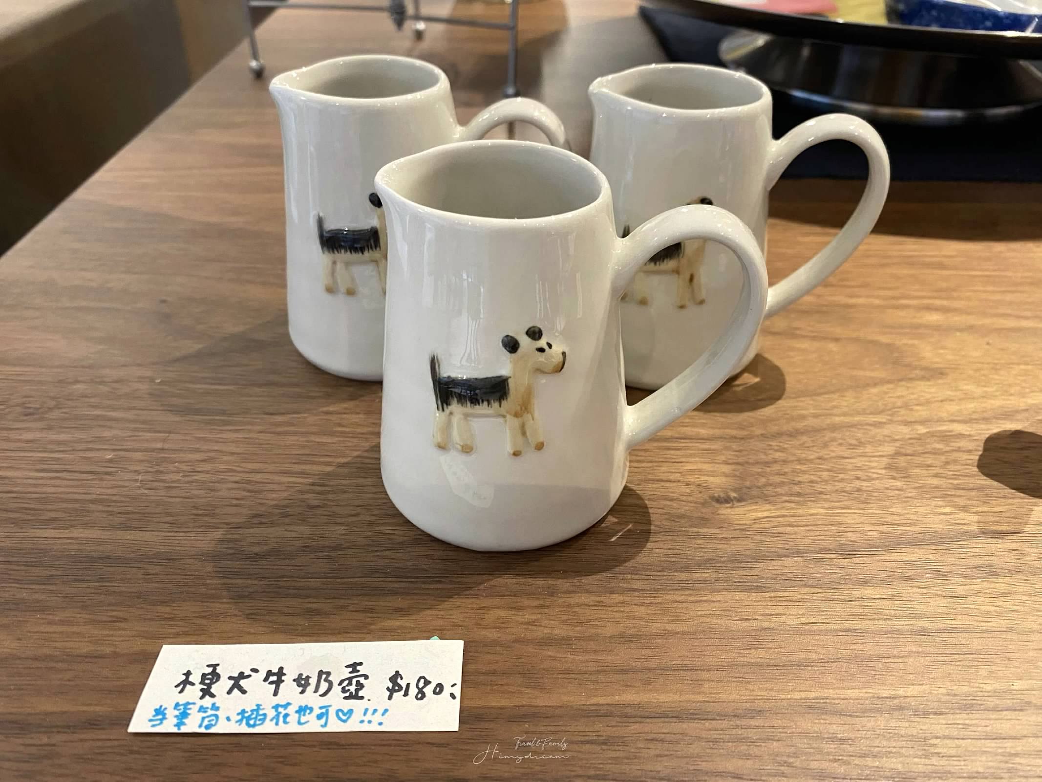 冷杉咖啡SilverTreeCoffee-北歐風咖啡店-裝潢超美-司康-肉桂捲-拿鐵-下午茶約會推薦-中壢sogo質感咖啡-中壢司康果醬-肉桂捲好好吃-堅果拿鐵-開心果拿鐵超好喝-北歐風咖啡店