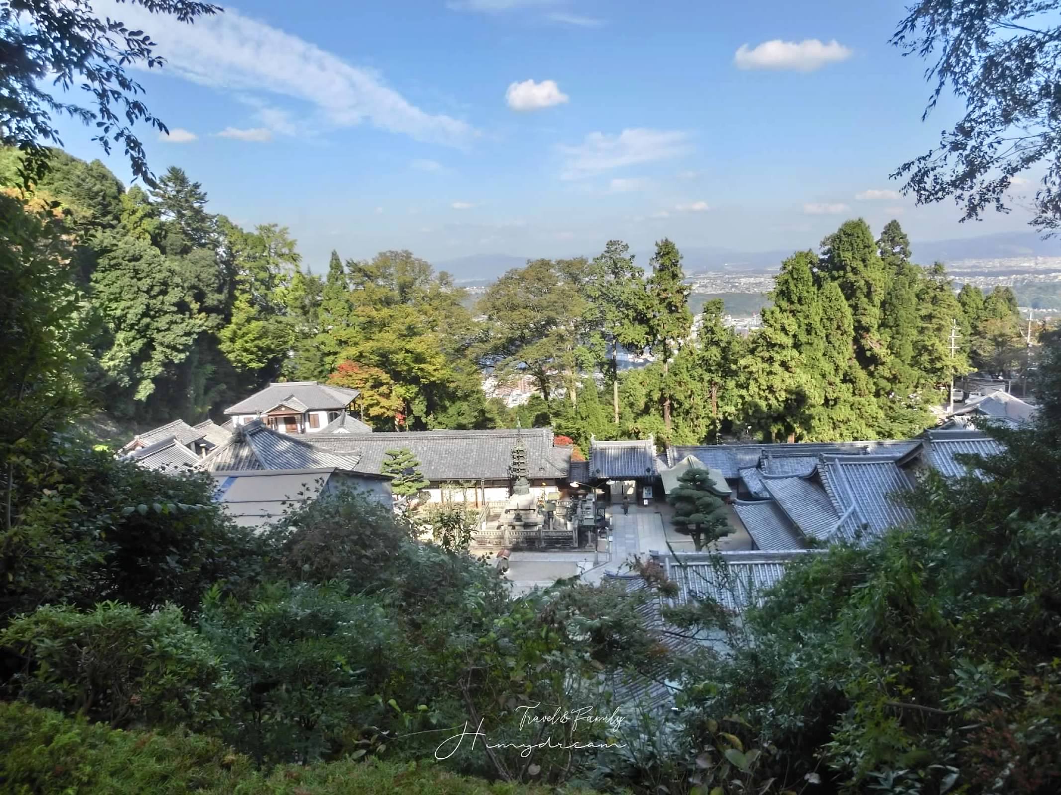 奈良自由行必玩景點-寶山寺大鳥居-摩波楽茶屋-聖天通り-鬼取山-生駒山上遊樂園-生駒ケーブル登山纜車-奈良親子景點-奈良寺廟-奈良山上夜景-奈良鳥居-生駒ケーブル-奈良纜車-奈良一日遊-奈良自駕