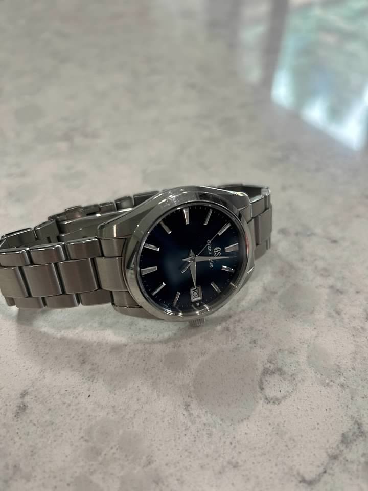 TimeZone Sales Corner FSOT Grand Seiko SBGV225