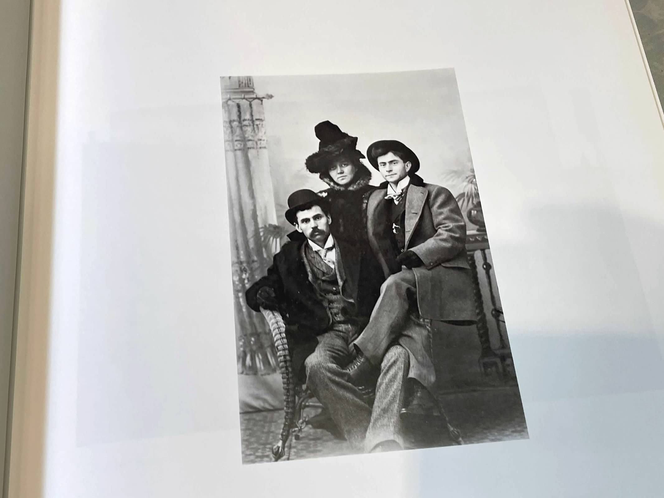 アート・デザイン・音楽 Kinsey / PHOTOGRAPHER Kinsey Photographer Vol 1 The Family Album & Other Early Work