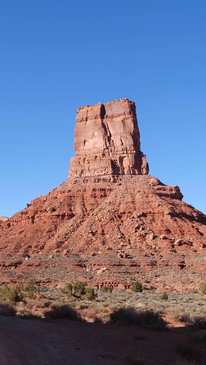 Castle Butte - Valley of the Gods