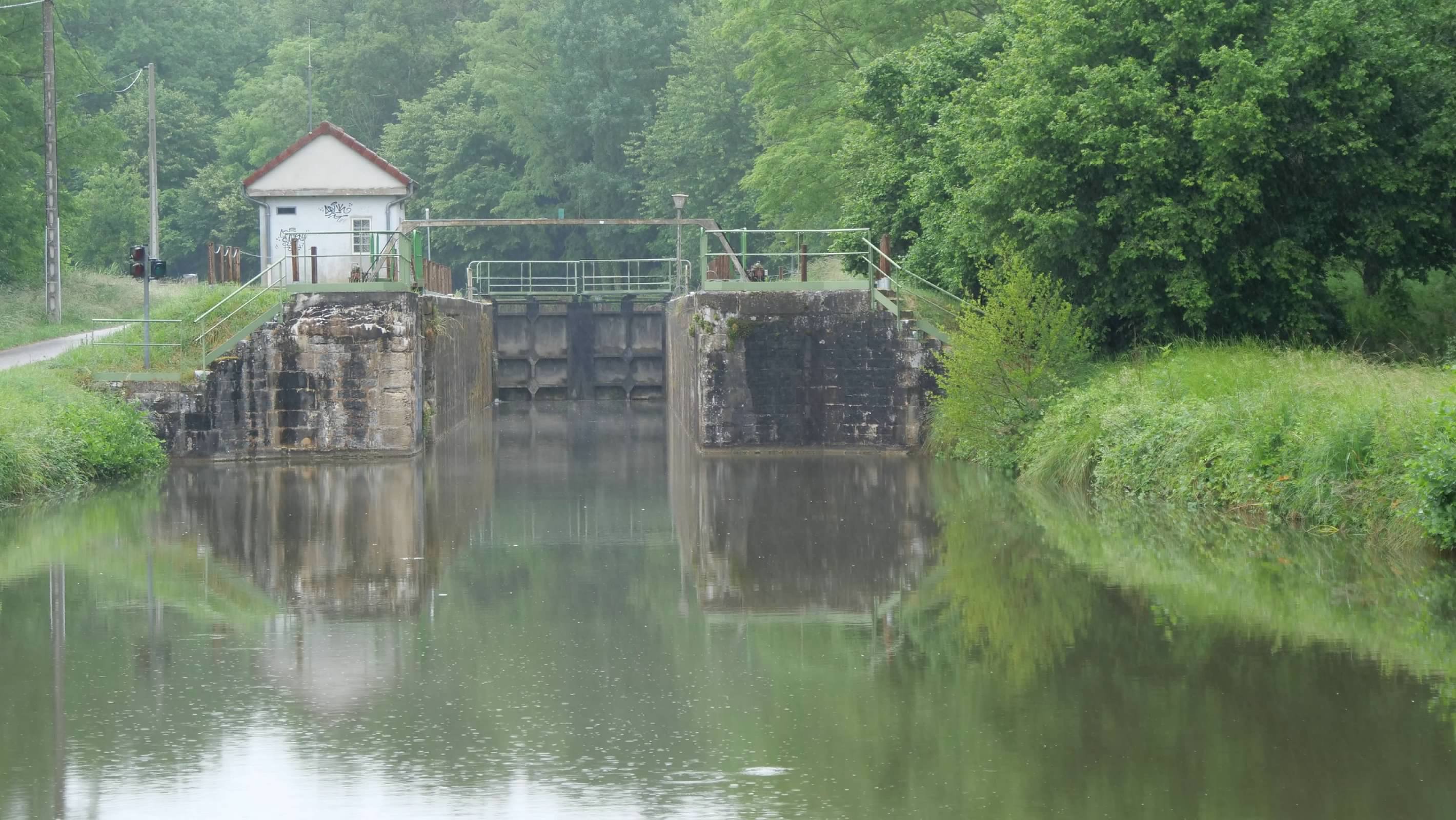 Lock on the Canal du Centre